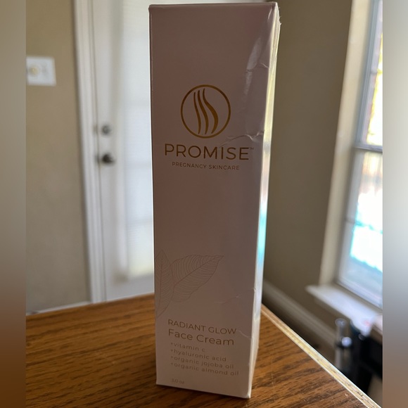 Promise Pregnancy Skincare - Radiant Glow Face Cream - Picture 1 of 5